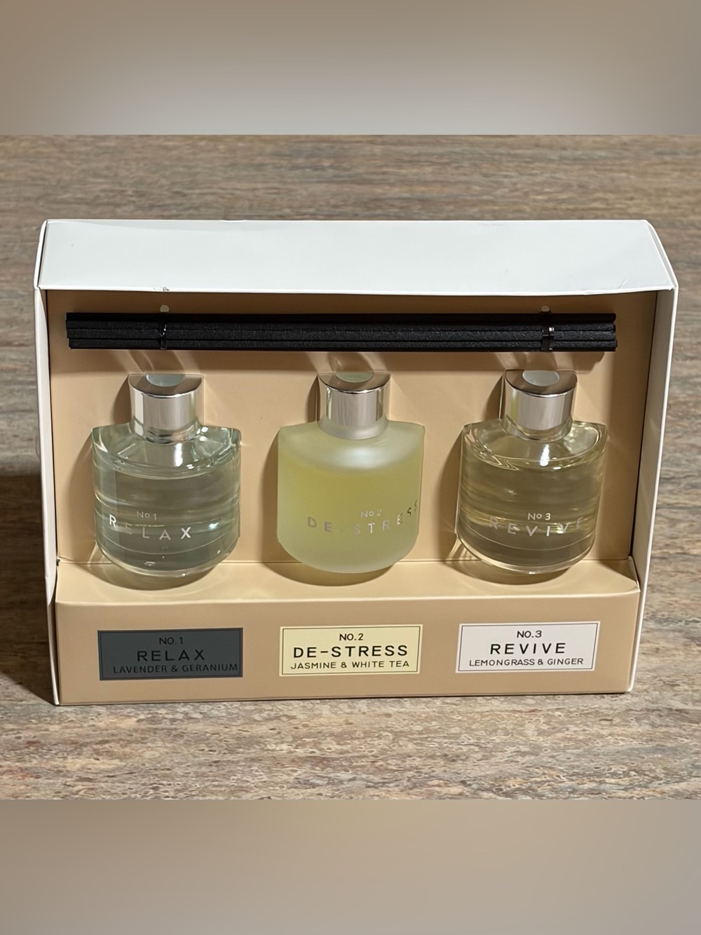 3-Scent Reed Diffuser Set with Reeds